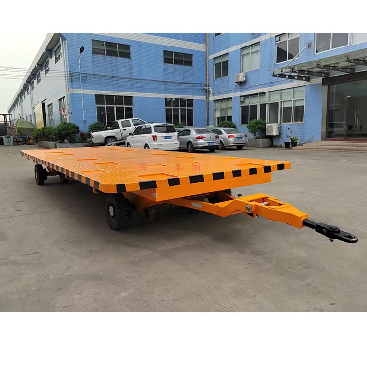 8.2T中型华体会手机在线官网-华体会（中国）全挂车