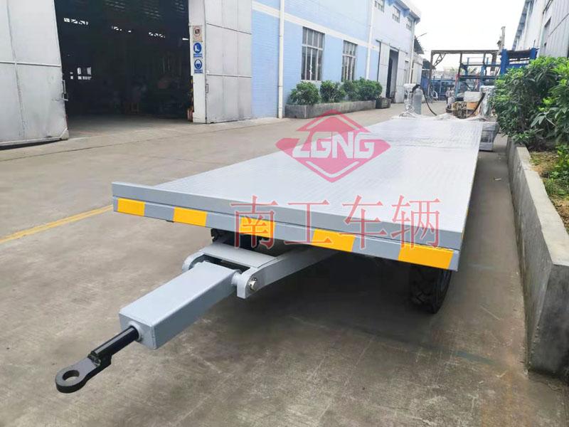 6吨华体会手机在线官网-华体会（中国）长8点2米宽1点8米