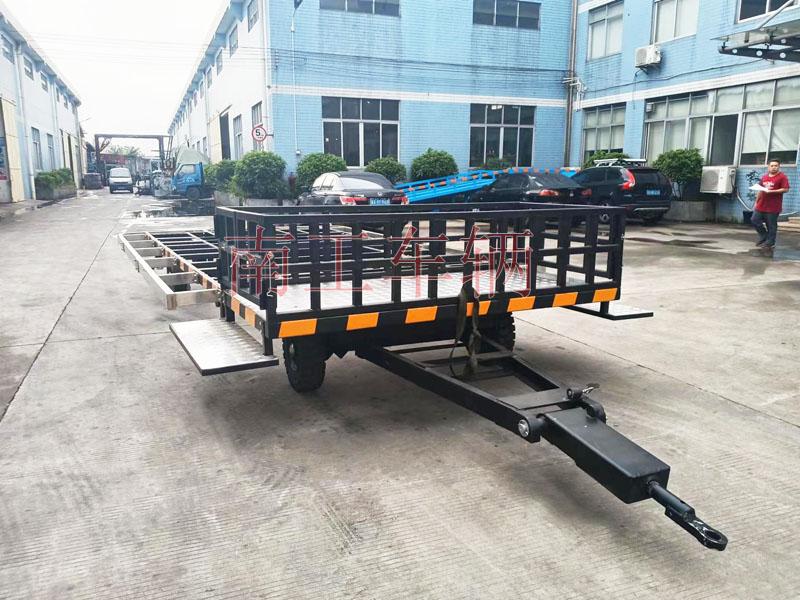 4吨华体会手机在线官网-华体会（中国）带小框架铝花纹板