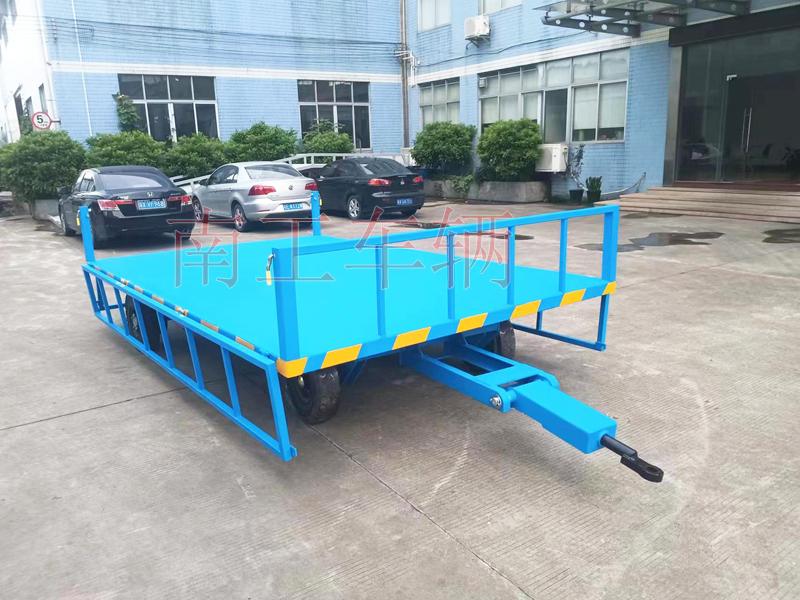 5吨下翻护栏型华体会手机在线官网-华体会（中国） 无动力牵引工具拖车
