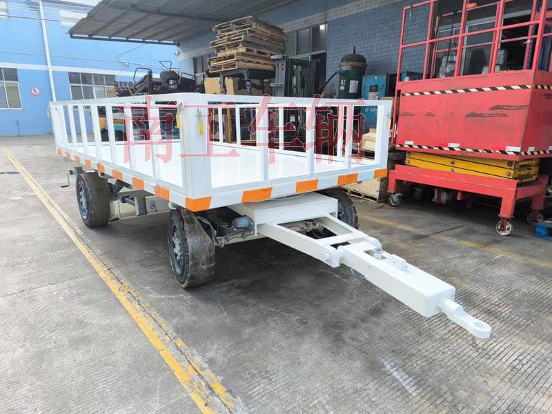 3吨华体会手机在线官网-华体会（中国）牵引工具拖车 带护栏减震刹车功能